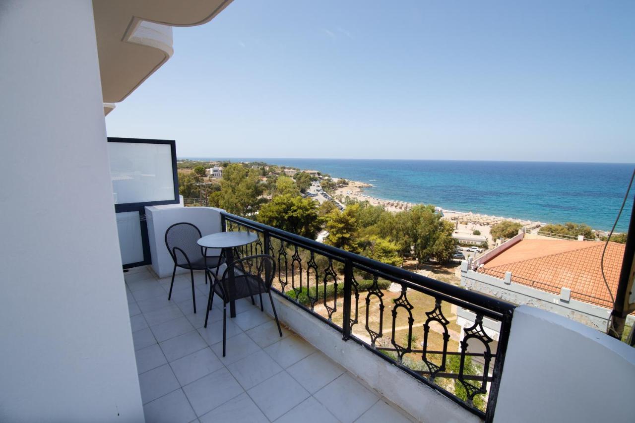 Elegant Beach Hotel Kyparissia Exterior foto