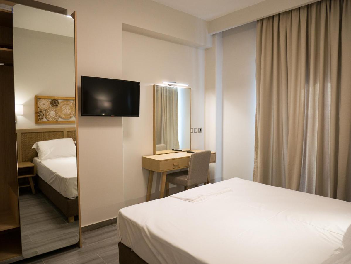 Elegant Beach Hotel Kyparissia Exterior foto